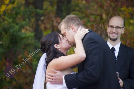 1st Kiss Schererville Indiana Wedding