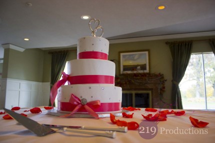 Wedding Cake Innsbrook Country Club Merrillville Indiana