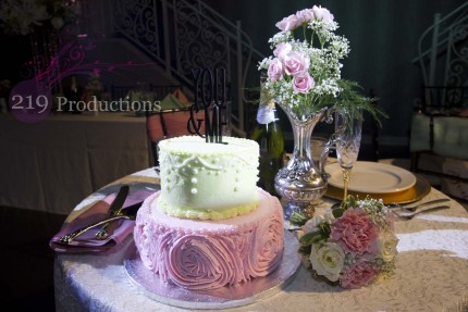 Uptown Center Wedding Cake