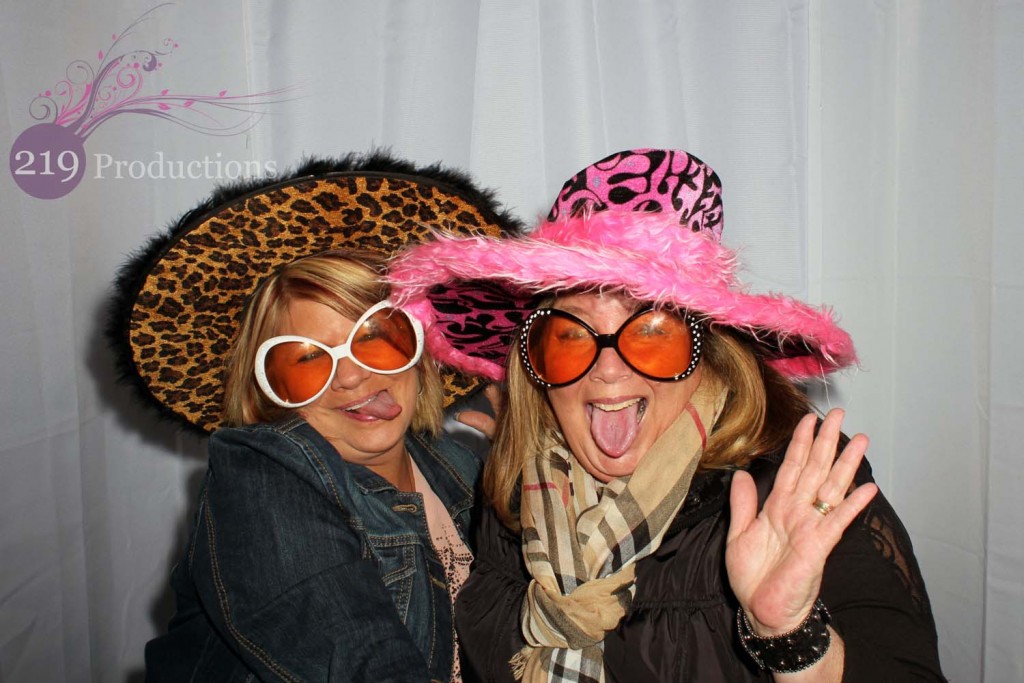 Langel's Pizza Ladies Night Out Photobooth Highland
