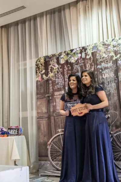 Creative Mirror Photo Booth Backdrop & Prop Ideas