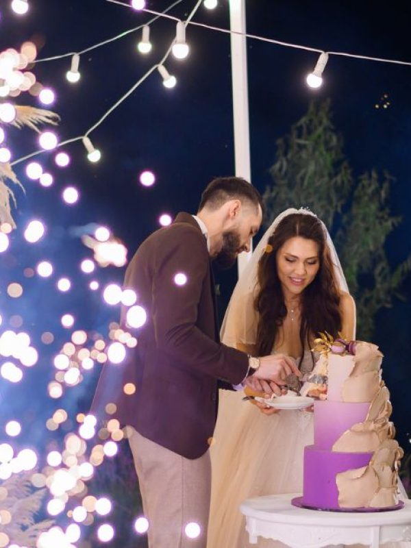 Uplighting Wedding vs. Traditional Lighting 2025